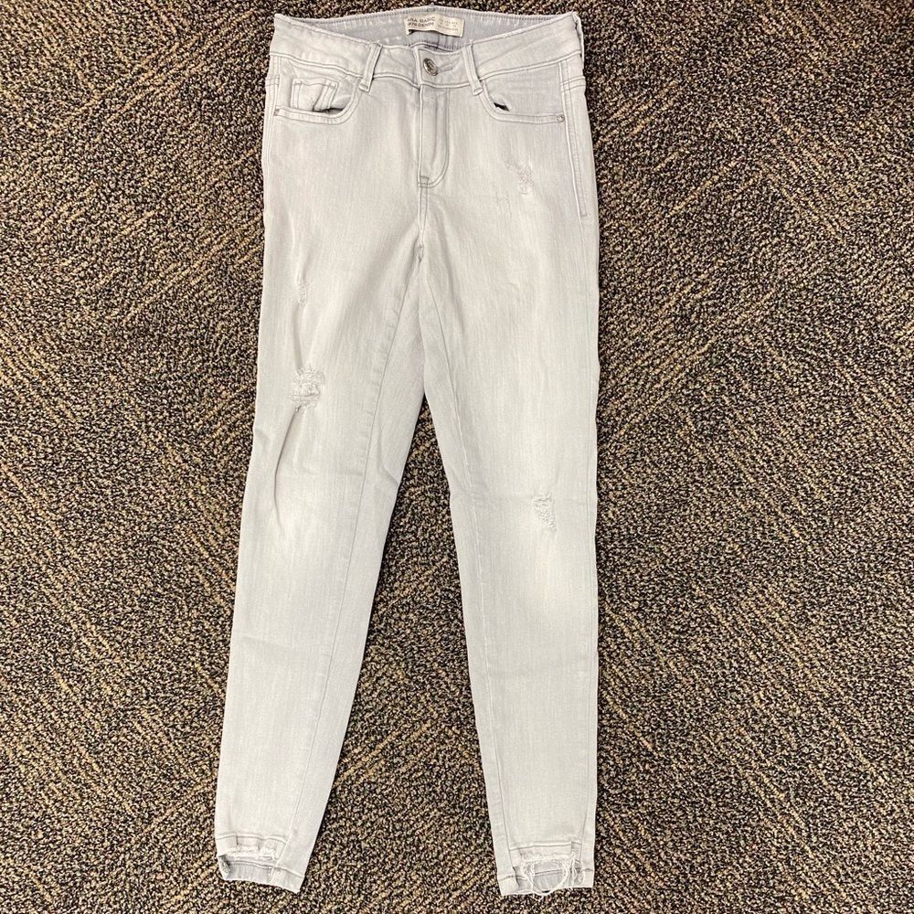 ZARA Basic 1975 Denim light grey distressed skinny cropped‎ ankle jeans